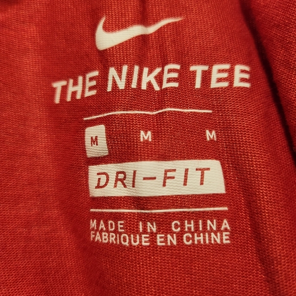 Nike Canada Basketball T-Shirt - Picture 2 of 2